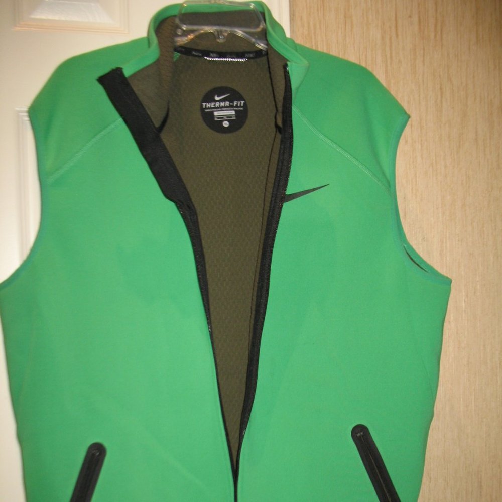 MENS NIKE THERMA FIT GREEN VEST JACKET - XL